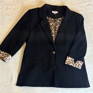 ANDREE BY UNIT Black Blazer with Leopard Print Lining